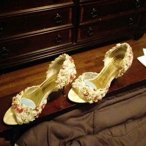 Sexy flower shoes